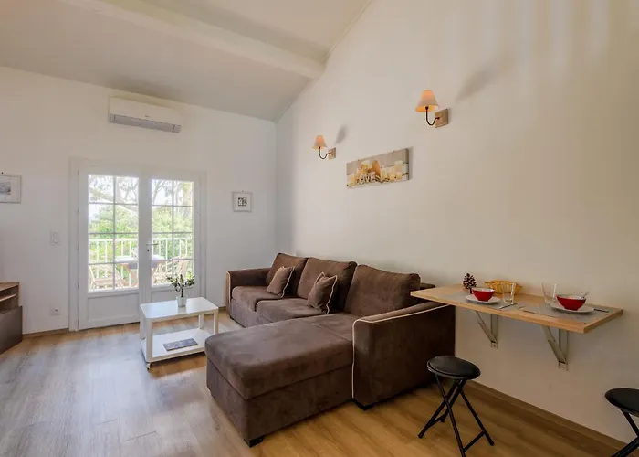 아파트 Panorama-1 By Interhome 레지상브르